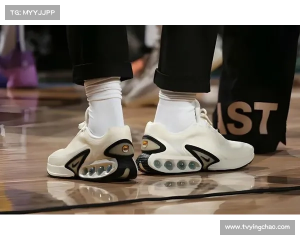 NBA年终大战球鞋文化，球星战靴款式引热议